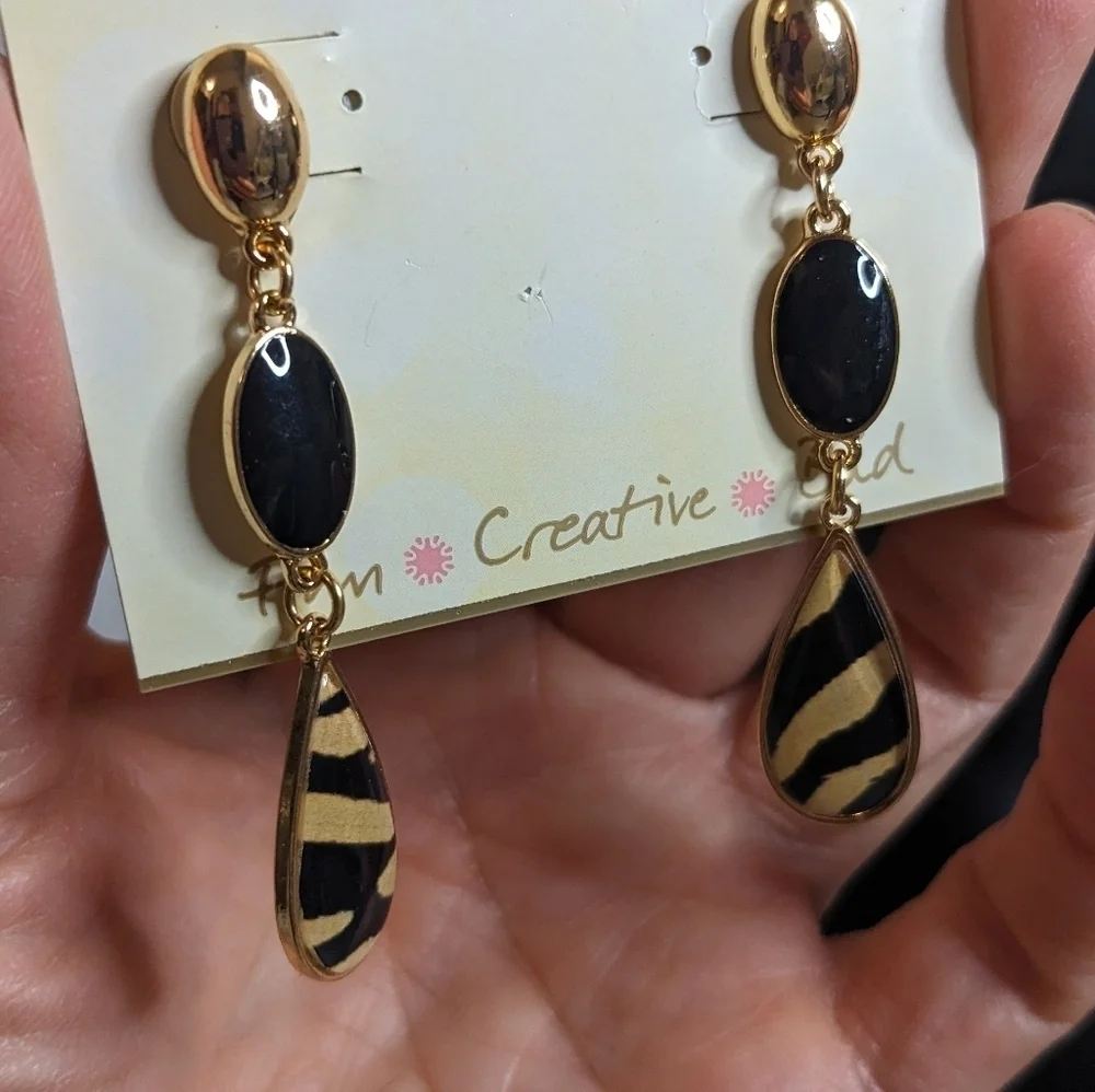 NWT Erica Lyons Gold Tone Animal‎ Print Drop Earrings